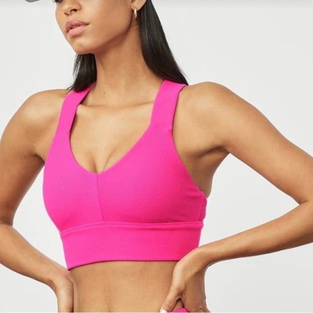 ALO Yoga Hot Pink Activewear Bra and Leggings